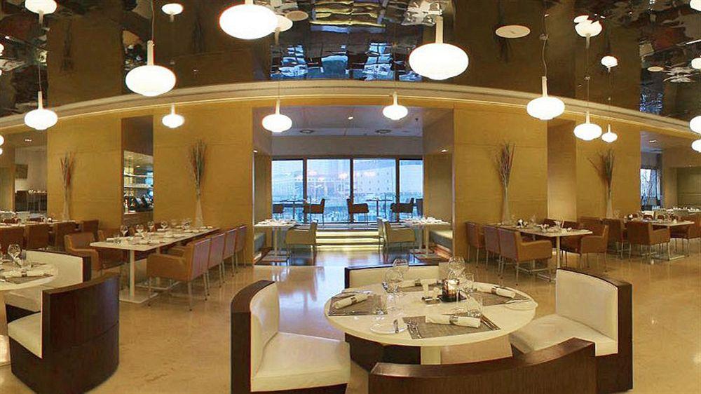 The Westin Beijing Chaoyang Hotel Bagian luar foto