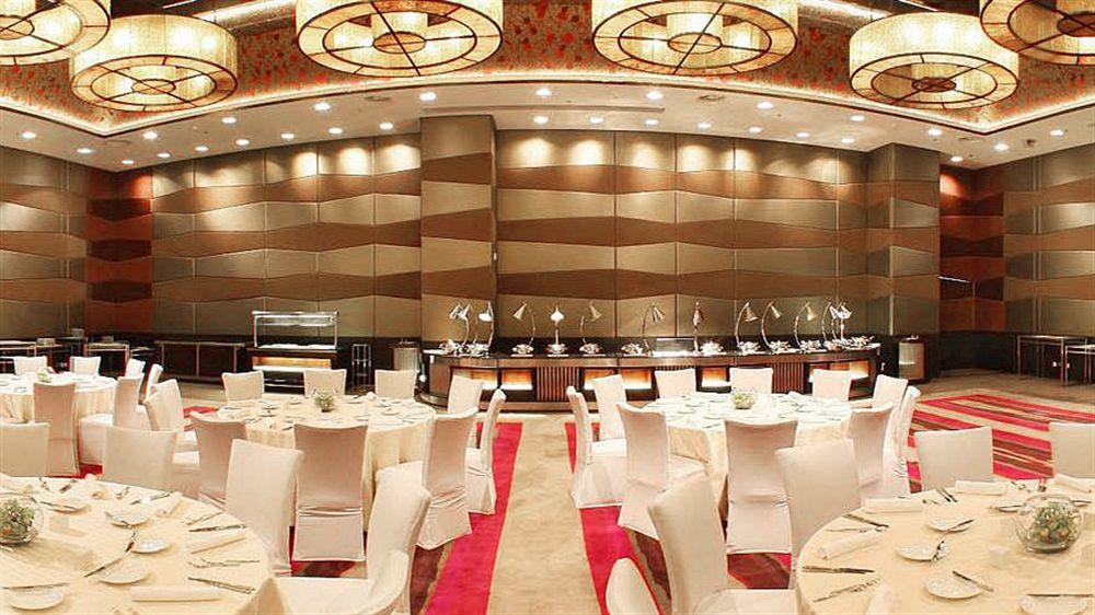 The Westin Beijing Chaoyang Hotel Bagian luar foto
